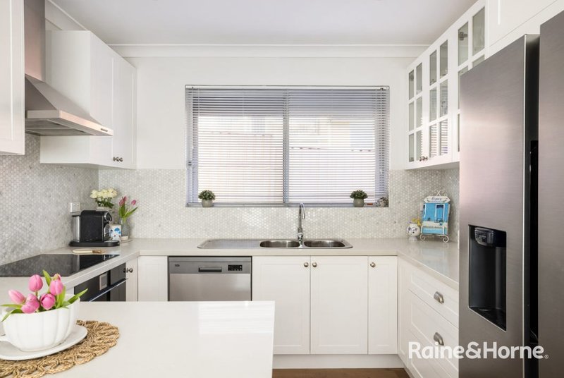 Photo - 2/76-80 Wardell Road, Earlwood NSW 2206 - Image 3