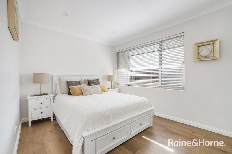 Photo - 2/76-80 Wardell Road, Earlwood NSW 2206 - Image 4