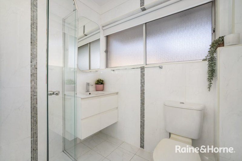 Photo - 2/76-80 Wardell Road, Earlwood NSW 2206 - Image 5