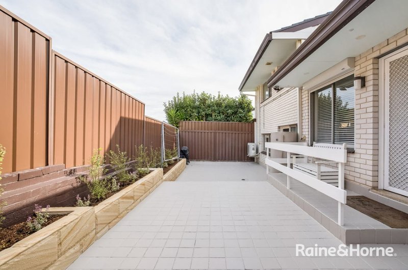 Photo - 2/76-80 Wardell Road, Earlwood NSW 2206 - Image 6