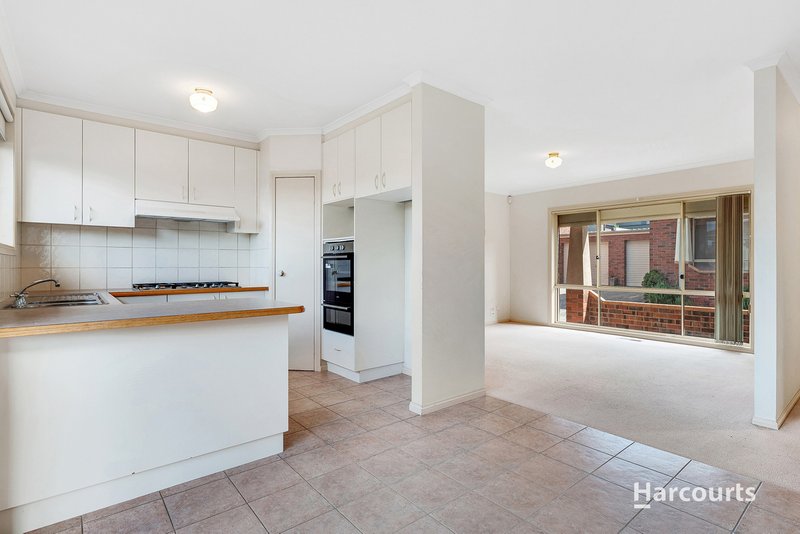 Photo - 2/76 Browns Road, Clayton VIC 3168 - Image 3