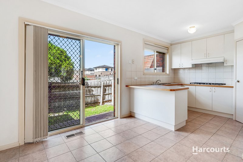 Photo - 2/76 Browns Road, Clayton VIC 3168 - Image 4