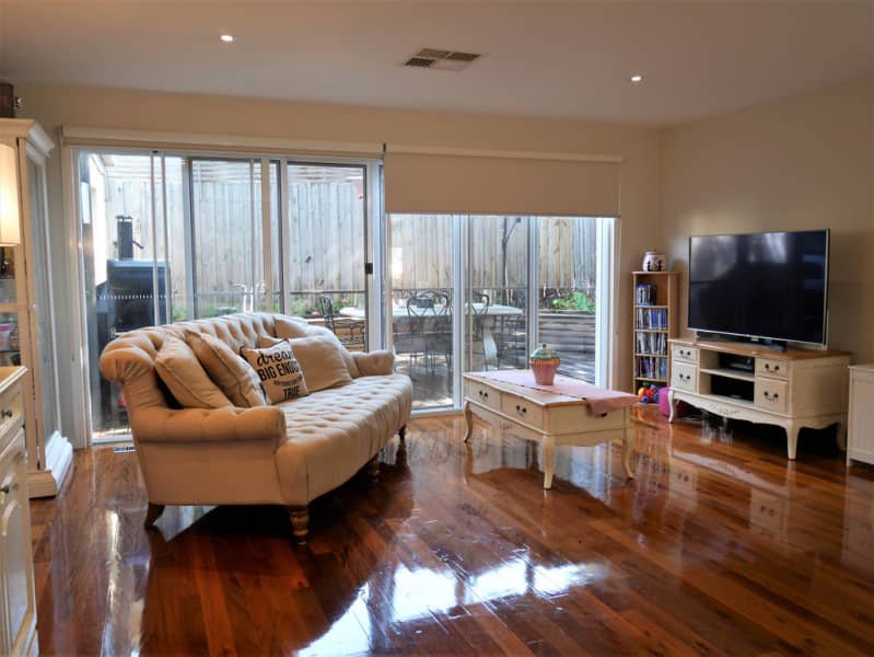 Photo - 2/76 Cave Hill Road, Lilydale VIC 3140 - Image 6