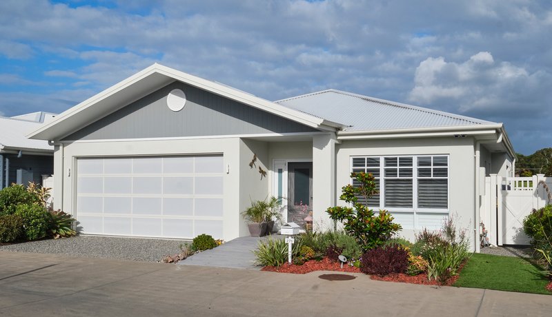 276 Daytona Drive, Forster NSW 2428