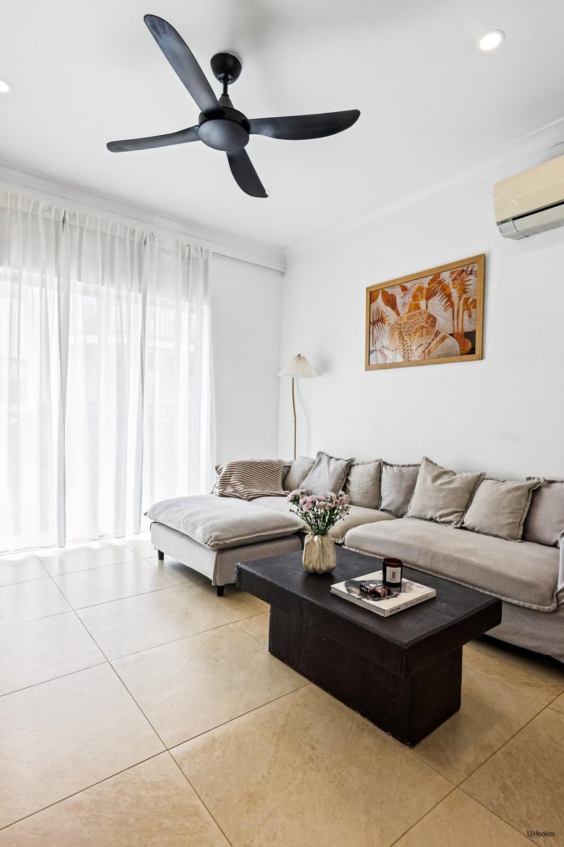Photo - 2/76 Dutton Street, Coolangatta QLD 4225 - Image 22