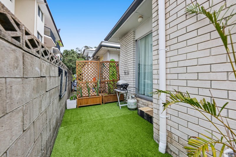 Photo - 2/76 Dutton Street, Coolangatta QLD 4225 - Image 25