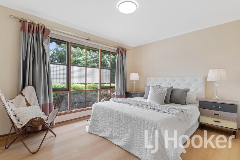 Photo - 2/76 Eley Road, Burwood VIC 3125 - Image 5