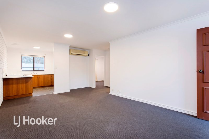 Photo - 2/76 Gawler Street, Mount Barker SA 5251 - Image 3