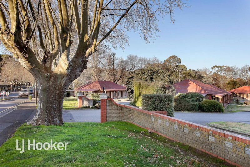 Photo - 2/76 Gawler Street, Mount Barker SA 5251 - Image 11