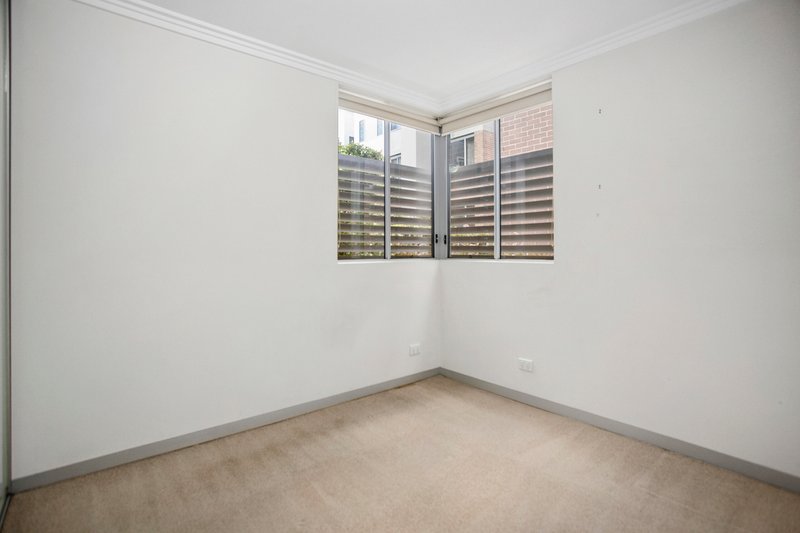Photo - 2/76 Kenneth Road, Manly Vale NSW 2093 - Image 5