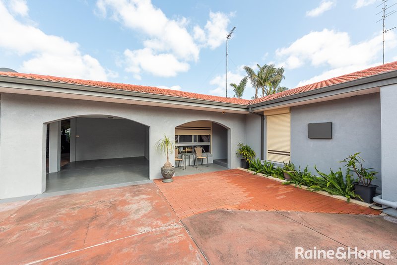 Photo - 276 Ocean Drive, Withers WA 6230 - Image 3