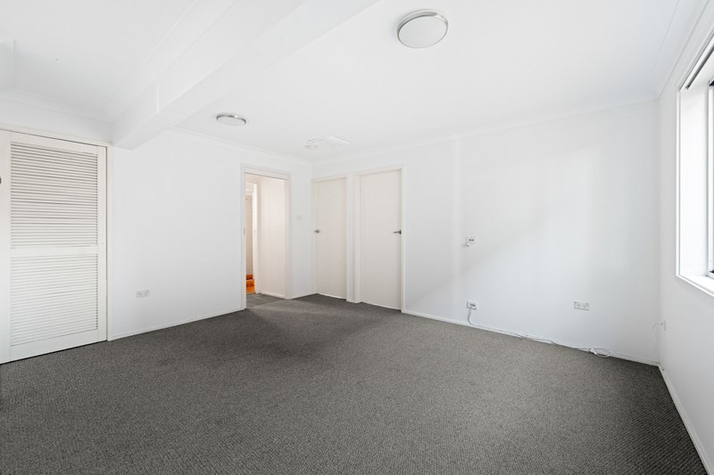 Photo - 276 Roberts Road, Greenacre NSW 2190 - Image 12