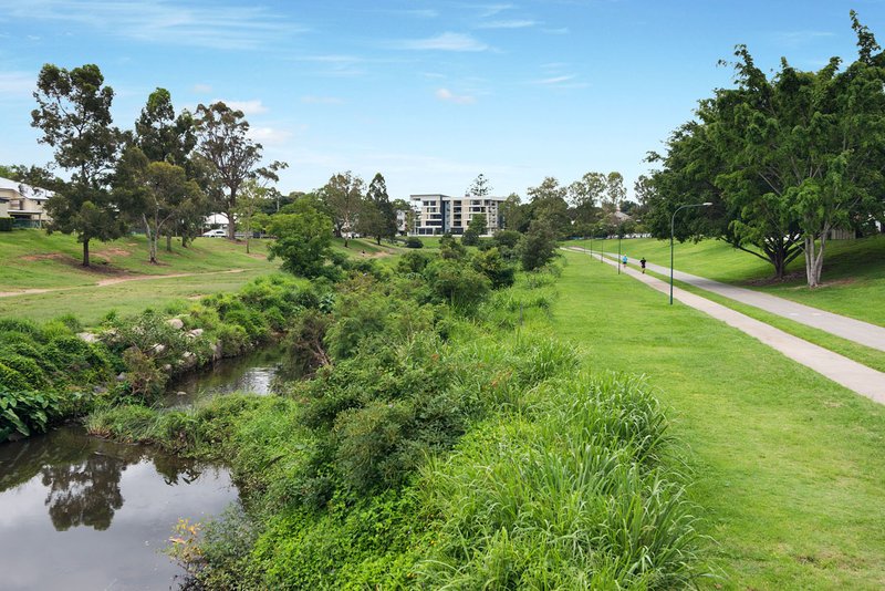 Photo - 2/76 Swinburne Street, Lutwyche QLD 4030 - Image 3