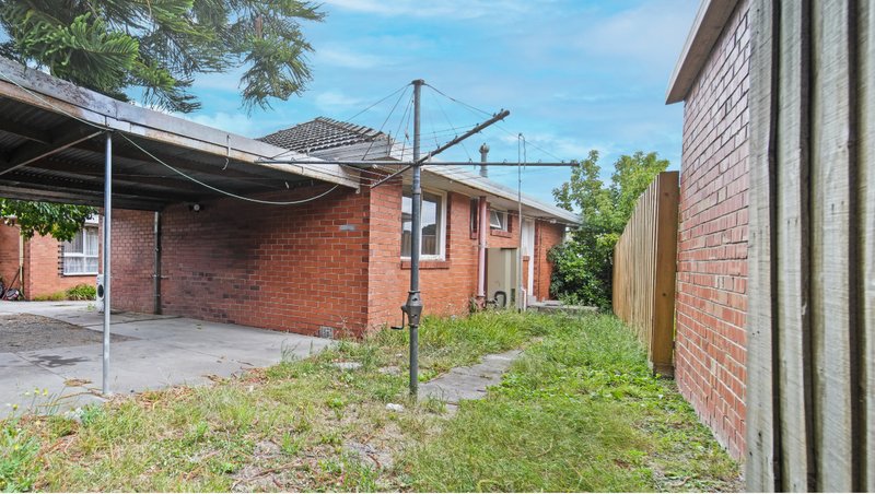 Photo - 2/77-79 Kelvinside Road, Noble Park VIC 3174 - Image 7