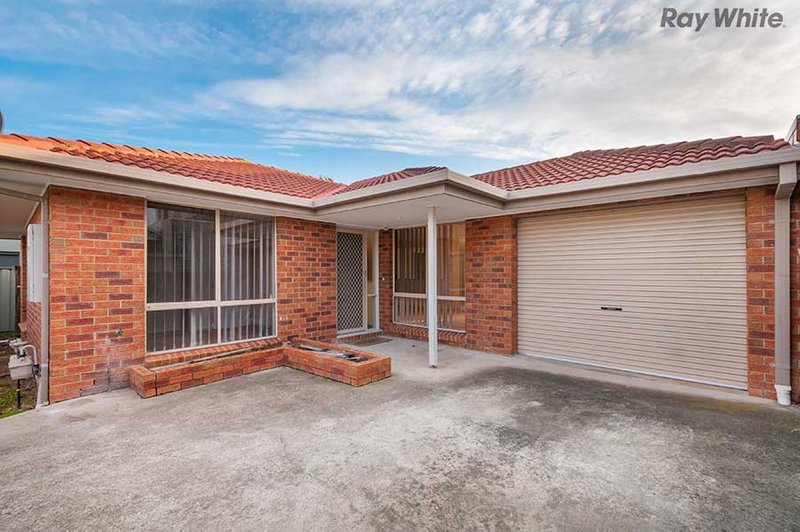 Photo - 2/77 Mcarthur Avenue, St Albans VIC 3021 - Image 1