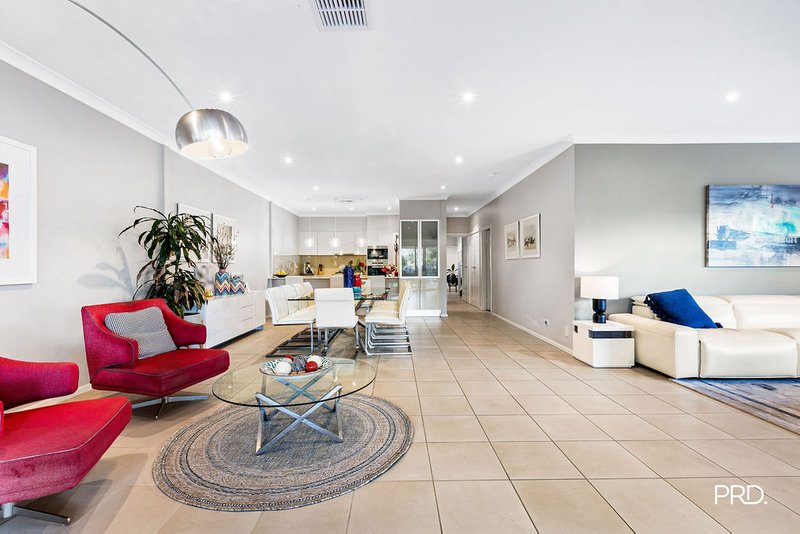 Photo - 2/77 Nepean Avenue, Penrith NSW 2750 - Image 11