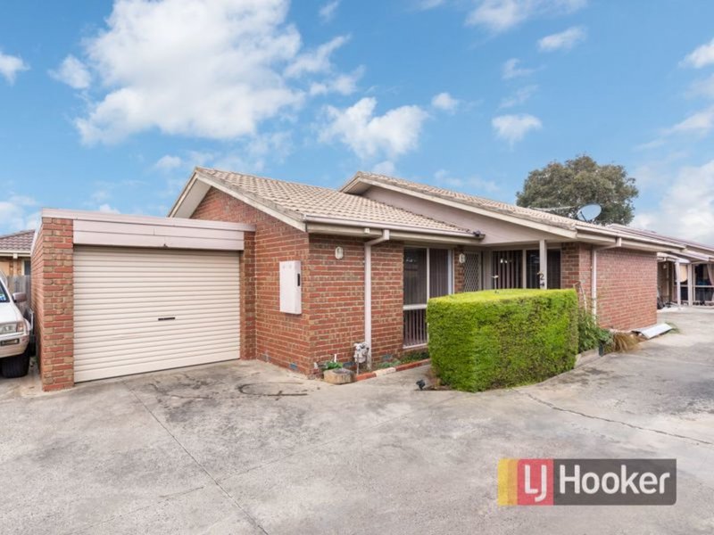 2/77 Oaktree Drive, Hampton Park VIC 3976