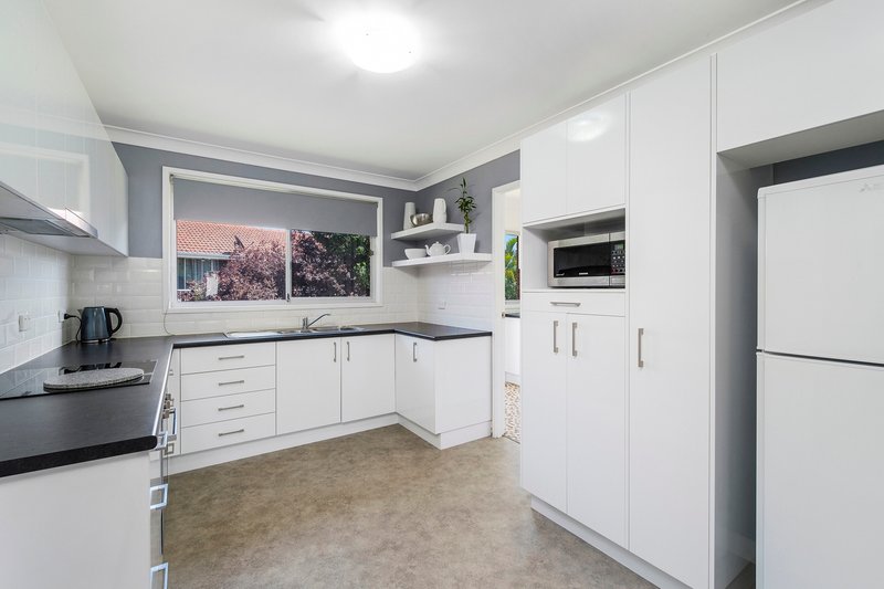 Photo - 2/77 Savoy Street, Port Macquarie NSW 2444 - Image 3