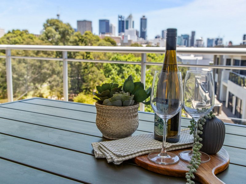 Photo - 27/70 Wittenoom Street, East Perth WA 6004 - Image 14