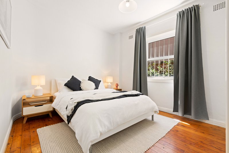 Photo - 2/78 Brighton Boulevard, North Bondi NSW 2026 - Image 3