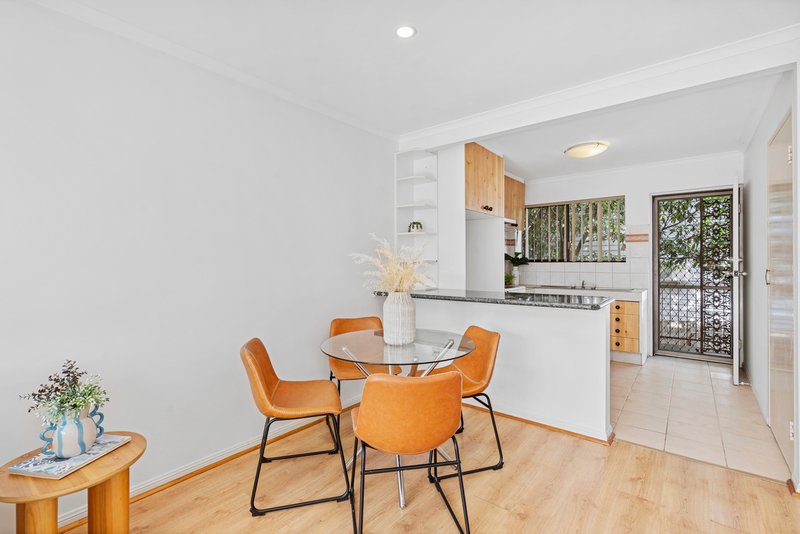 Photo - 2/78 Chaucer Street, Moorooka QLD 4105 - Image 3