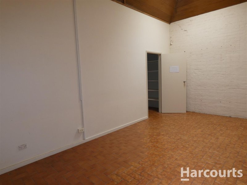 Photo - 2/78 Firebrace Street, Horsham VIC 3400 - Image 8