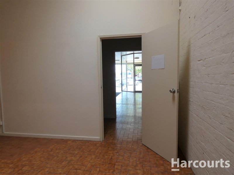 Photo - 2/78 Firebrace Street, Horsham VIC 3400 - Image 10