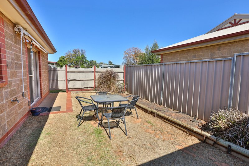 Photo - 2/78 Ilex Street, Red Cliffs VIC 3496 - Image 9