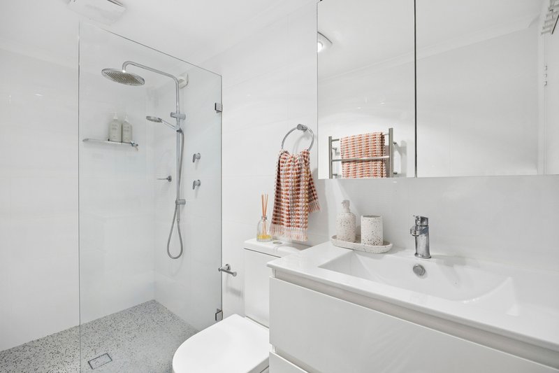 Photo - 27/8 Koorala Street, Manly Vale NSW 2093 - Image 5