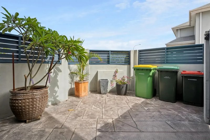Photo - 2/78 Parkin Street, Rockingham WA 6168 - Image 30