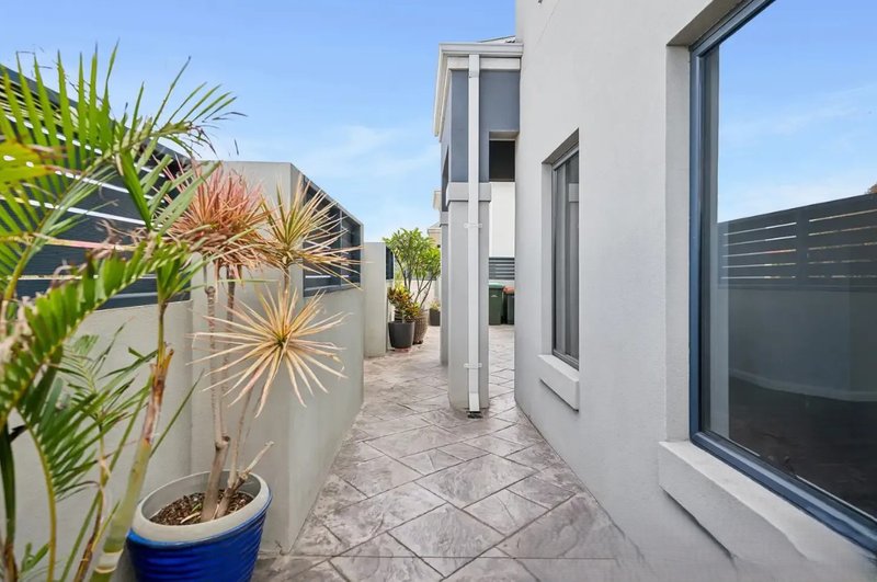 Photo - 2/78 Parkin Street, Rockingham WA 6168 - Image 31