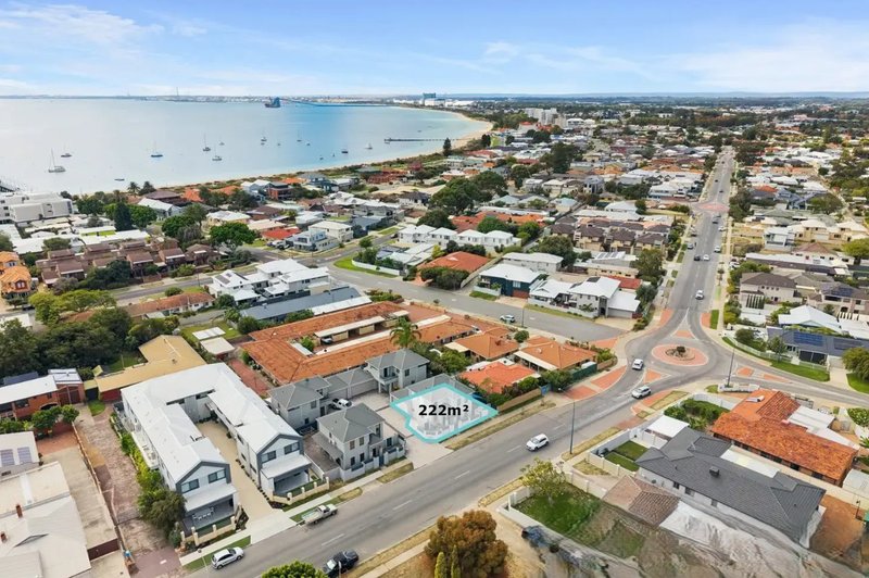 Photo - 2/78 Parkin Street, Rockingham WA 6168 - Image 32