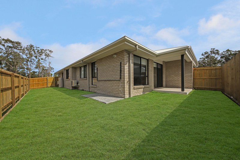 Photo - 2/78 Pierro Place, Logan Reserve QLD 4133 - Image 12