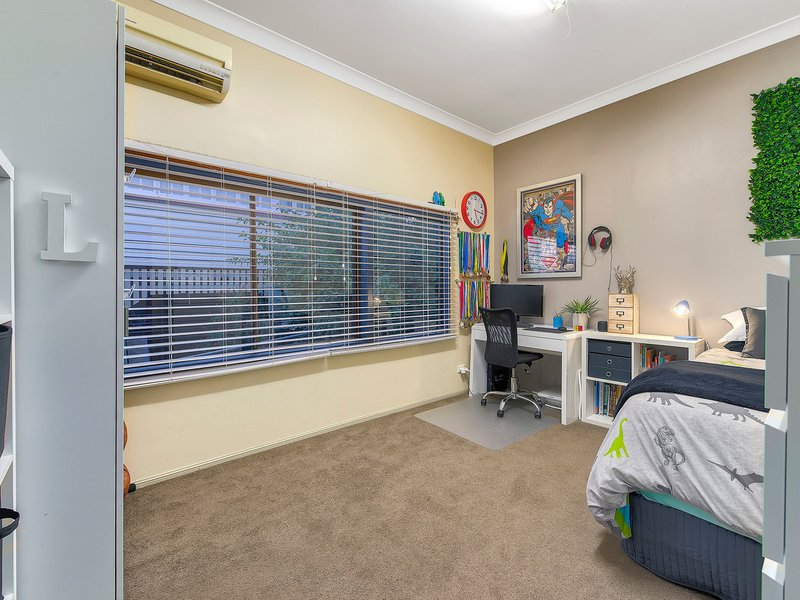 Photo - 278 Rode Road, Wavell Heights QLD 4012 - Image 13