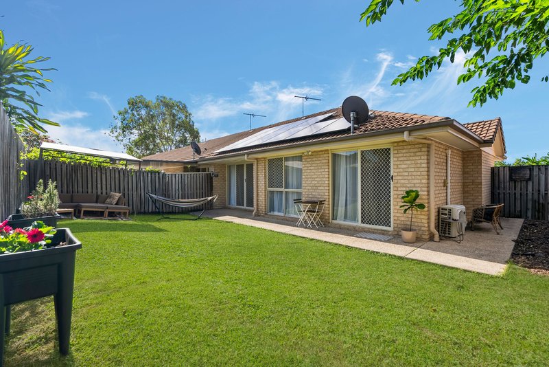 Photo - 27/8 Rosegum Place, Redbank Plains QLD 4301 - Image 4