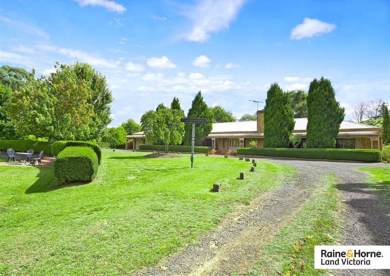 Photo - 2785 Epping-Kilmore Road, Wallan VIC 3756 - Image 11