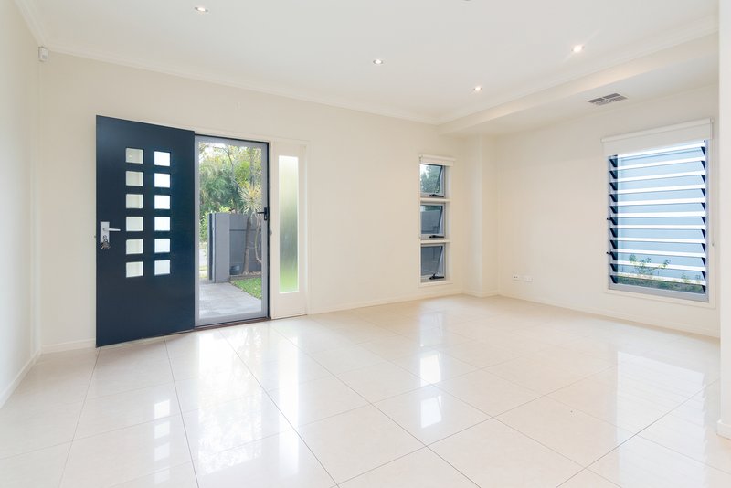 Photo - 2/79 Amelia Street, Nundah QLD 4012 - Image 4