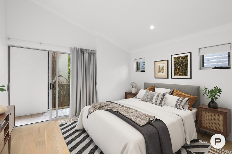 Photo - 27/9 Doggett Street, Fortitude Valley QLD 4006 - Image 3