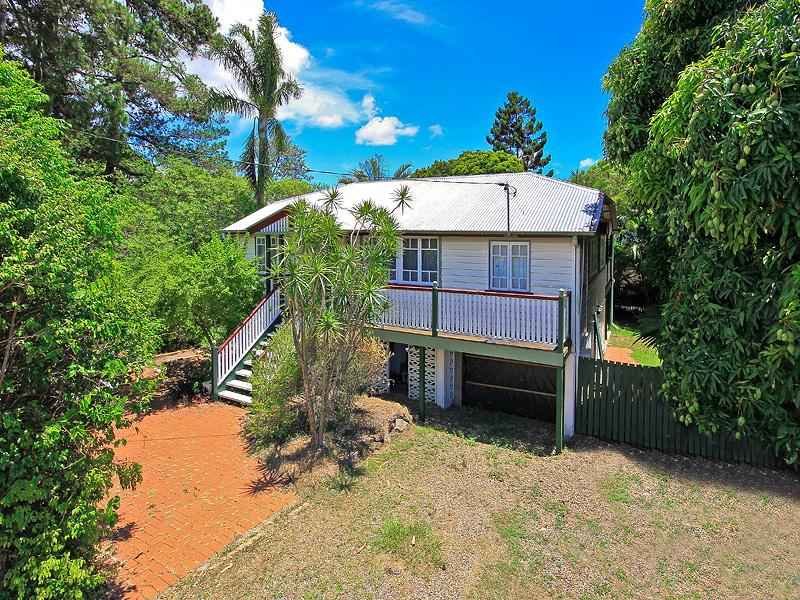 Photo - 279 Preston  Rd , Wynnum West QLD 4178 - Image 4