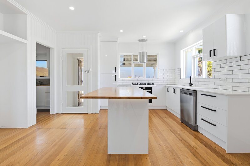 Photo - 279 St Leonards Road, St Leonards TAS 7250 - Image 4