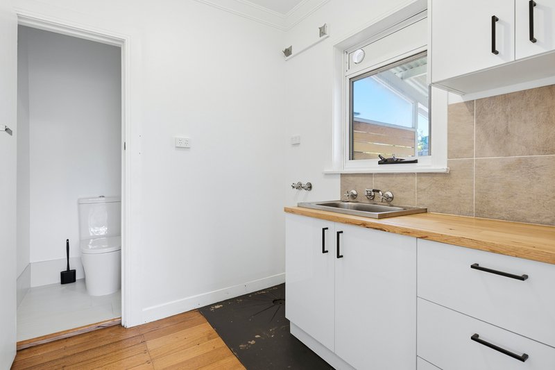 Photo - 279 St Leonards Road, St Leonards TAS 7250 - Image 7
