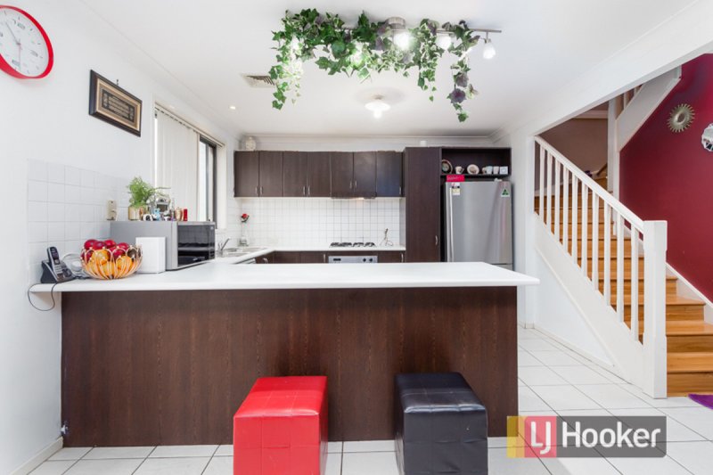 Photo - 27/90 Parkwood Street, Plumpton NSW 2761 - Image 3