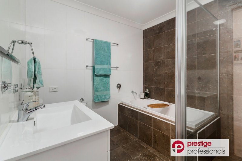 Photo - 27/96-98 Nuwarra Road, Moorebank NSW 2170 - Image 6