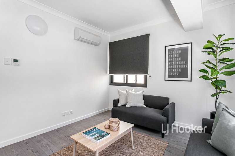 Photo - 2/79a Hindley Street, Adelaide SA 5000 - Image 5