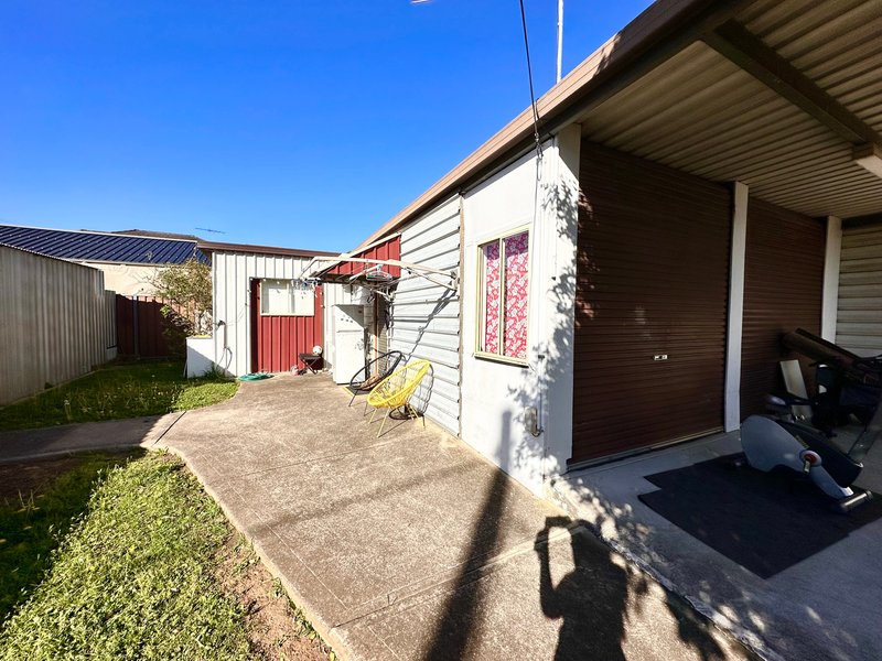 27A Barton Street, Smithfield NSW 2164