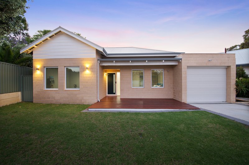 27A Collick Street, Hilton WA 6163