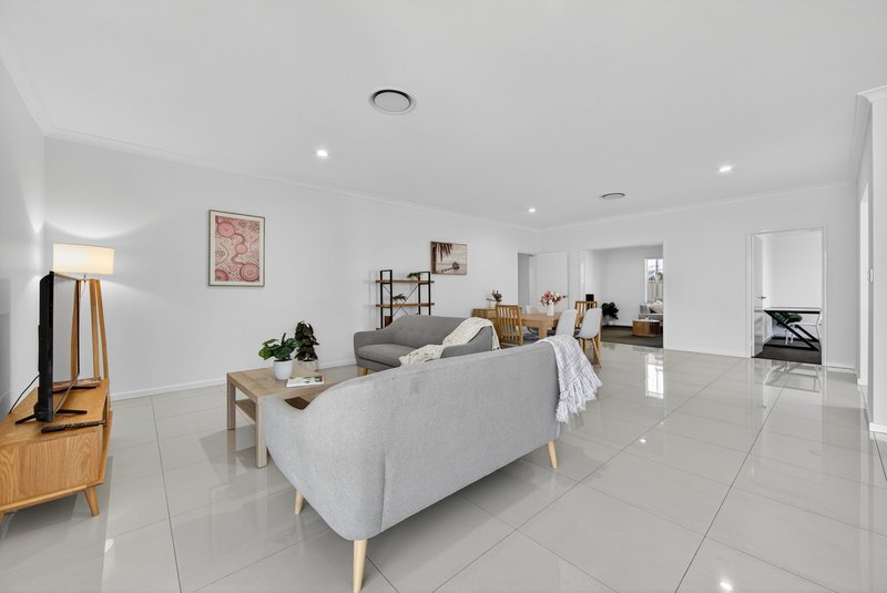 Photo - 27A Donaldson Street, Queens Park WA 6107 - Image 7