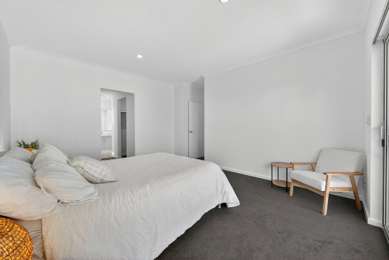 Photo - 27A Donaldson Street, Queens Park WA 6107 - Image 20