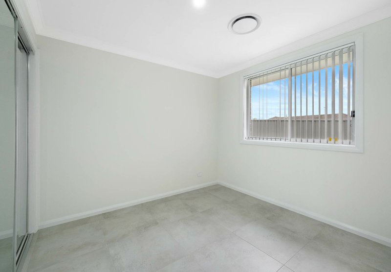 Photo - 27A Eskdale Close, Narellan Vale NSW 2567 - Image 4