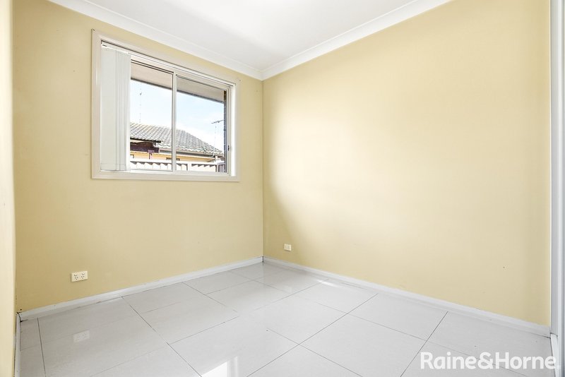 Photo - 27A Finisterre Avenue, Whalan NSW 2770 - Image 8